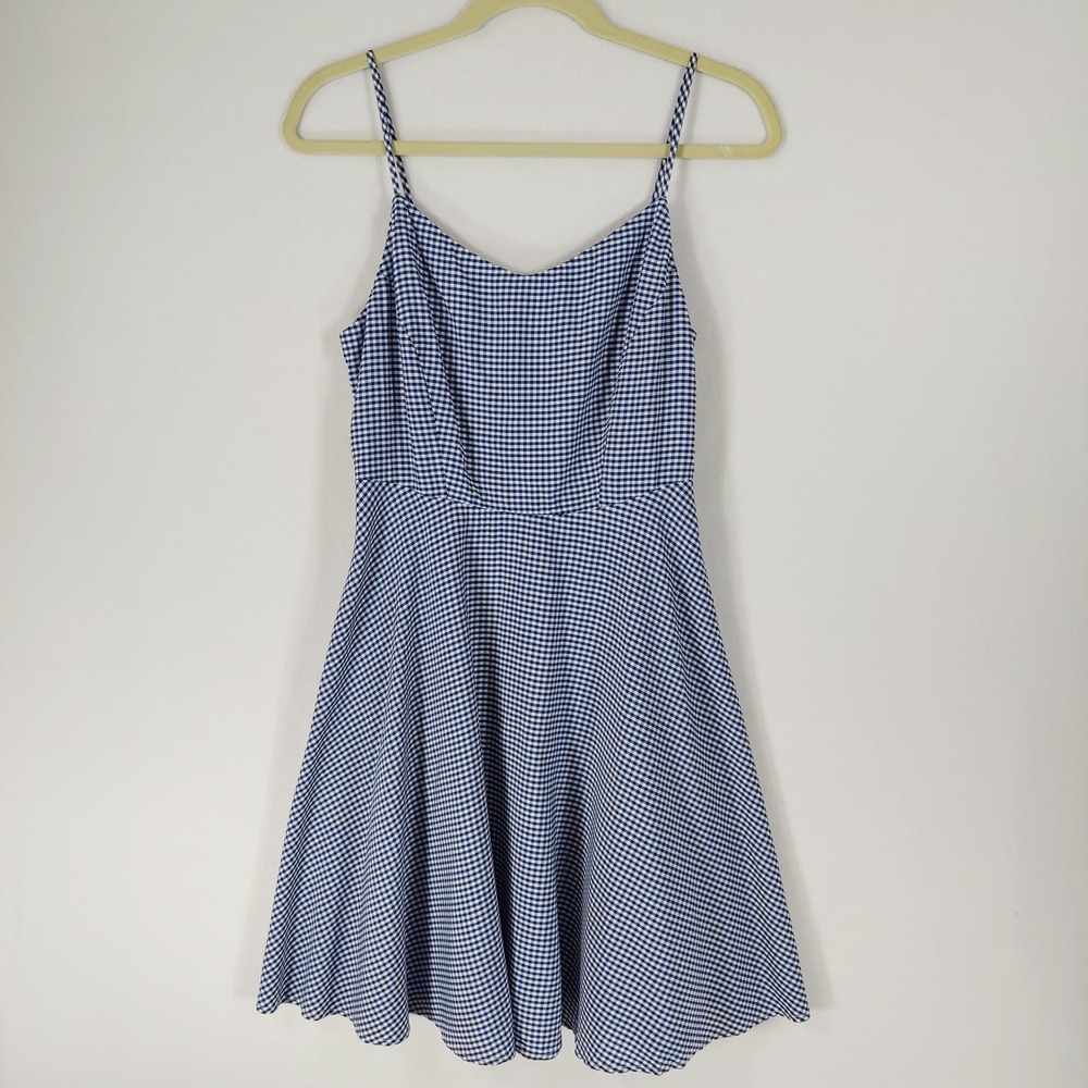 Old Navy M Blue White Gingham Dress Women V-Neck Fit Flare Smocked Cami Sundress